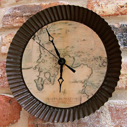 Настенные часы «Antique Map» своими руками